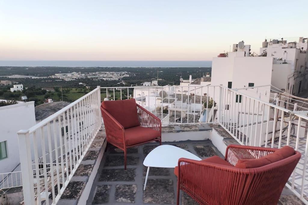 Casa Dei Levantini, Sea View, Wonderful Terrace In Old Town オストゥーニ エクステリア 写真